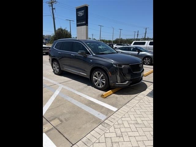 used 2023 Cadillac XT6 car, priced at $39,830