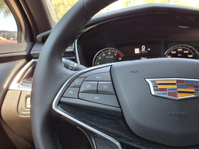 used 2025 Cadillac XT5 car, priced at $52,914