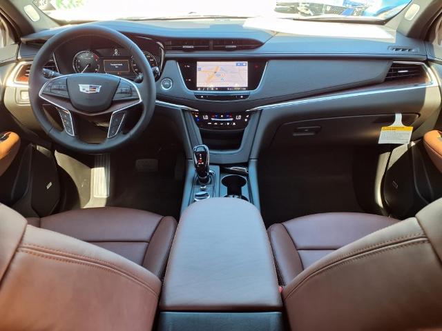 used 2025 Cadillac XT5 car, priced at $53,860