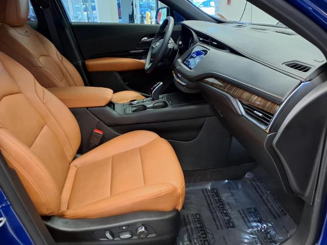 used 2022 Cadillac XT4 car, priced at $31,417
