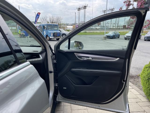 new 2019 Cadillac XT5 car, priced at $28,999