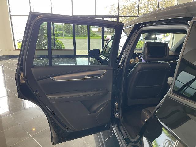 used 2022 Cadillac XT6 car, priced at $35,000