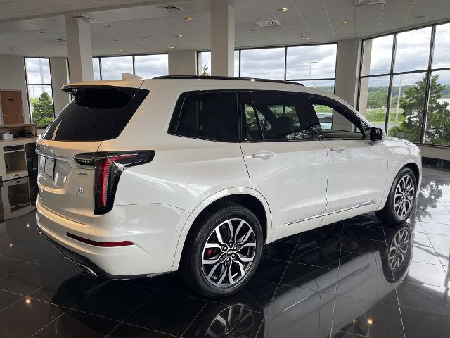 used 2022 Cadillac XT6 car, priced at $45,999