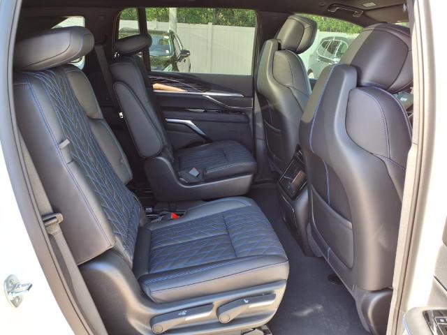 used 2025 Cadillac ESCALADE IQ car