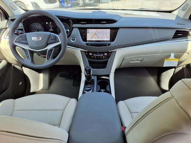 used 2025 Cadillac XT5 car, priced at $50,269