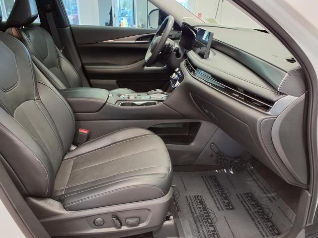 new 2023 INFINITI QX60 car, priced at $40,913