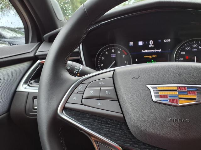 used 2025 Cadillac XT5 car, priced at $53,174