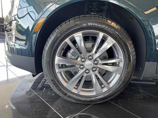 used 2025 Cadillac XT5 car, priced at $50,940