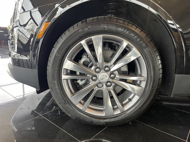 used 2025 Cadillac XT5 car, priced at $52,615
