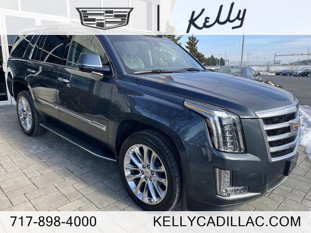 new 2019 Cadillac Escalade car, priced at $31,999