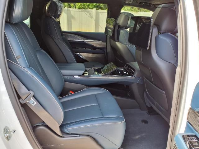 used 2025 Cadillac ESCALADE IQ car