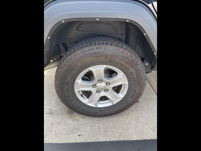new 2023 Jeep Wrangler car
