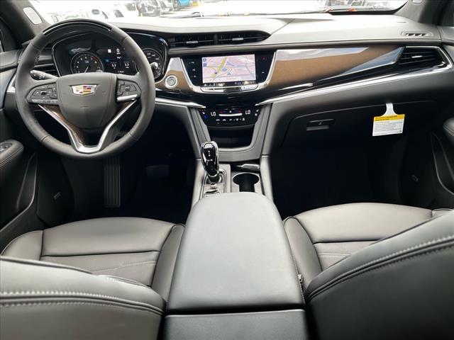 used 2025 Cadillac XT6 car, priced at $70,315