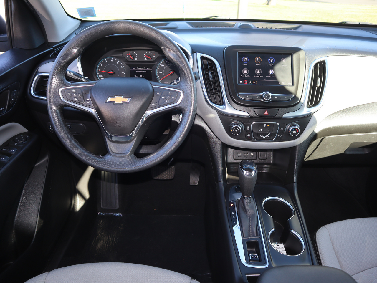 used 2021 Chevrolet Equinox car, priced at $22,995