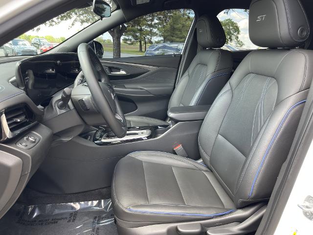 new 2024 Buick Envista car, priced at $25,999