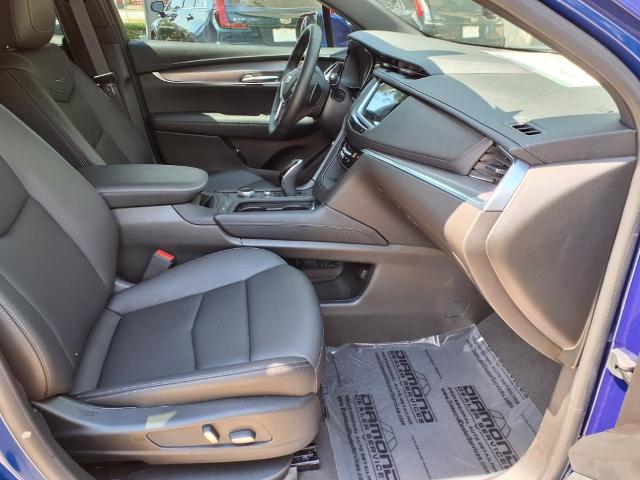 used 2025 Cadillac XT5 car, priced at $42,450