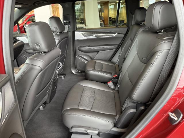 used 2021 Cadillac XT6 car, priced at $43,999