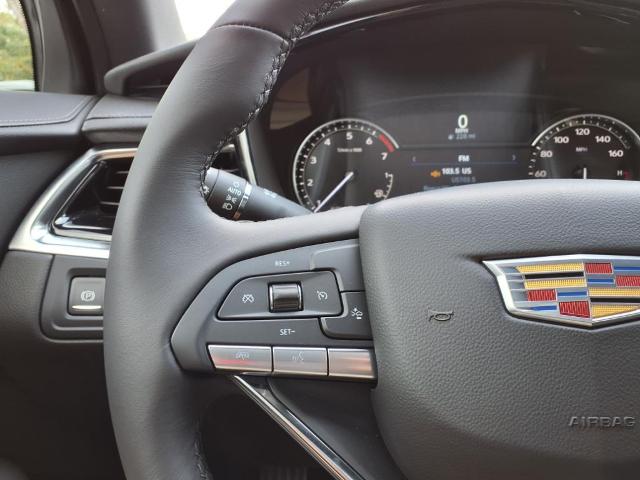 used 2025 Cadillac XT6 car, priced at $49,114