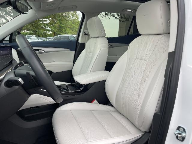 new 2024 Buick Envision car, priced at $42,999