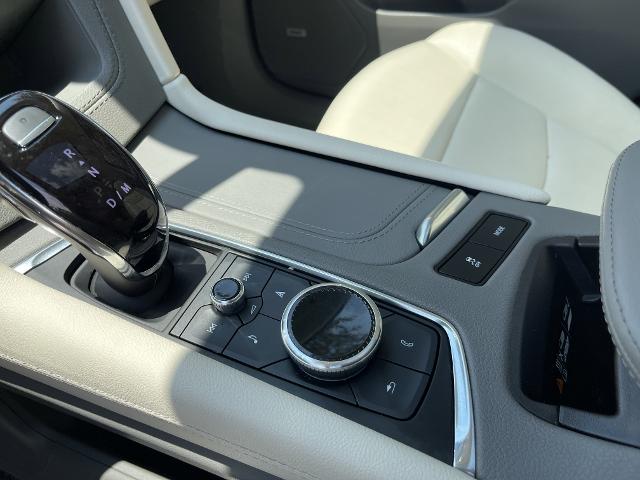 new 2023 Cadillac XT6 car, priced at $44,999