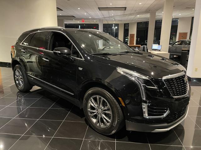 used 2022 Cadillac XT5 car, priced at $38,499