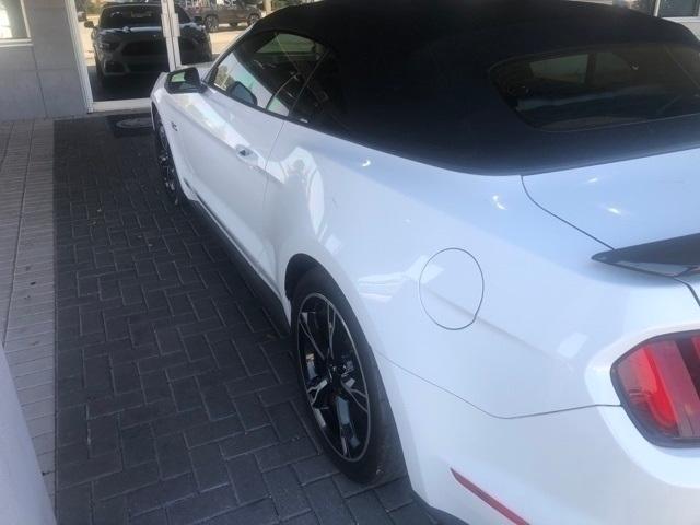 new 2016 Ford Mustang car, priced at $31,900