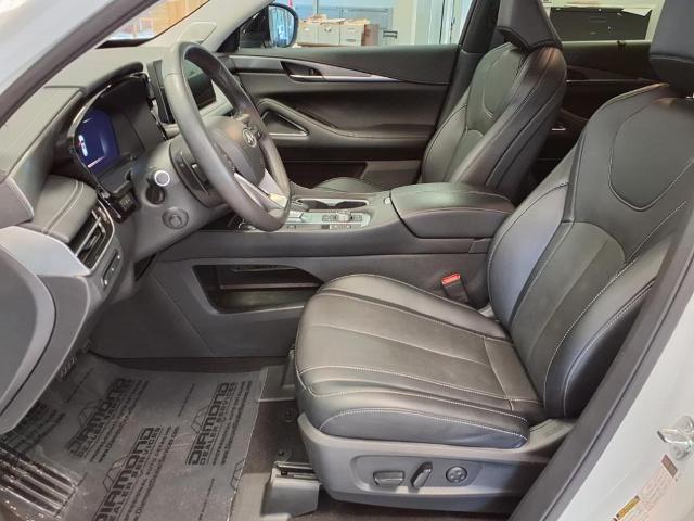 new 2023 INFINITI QX60 car, priced at $40,913
