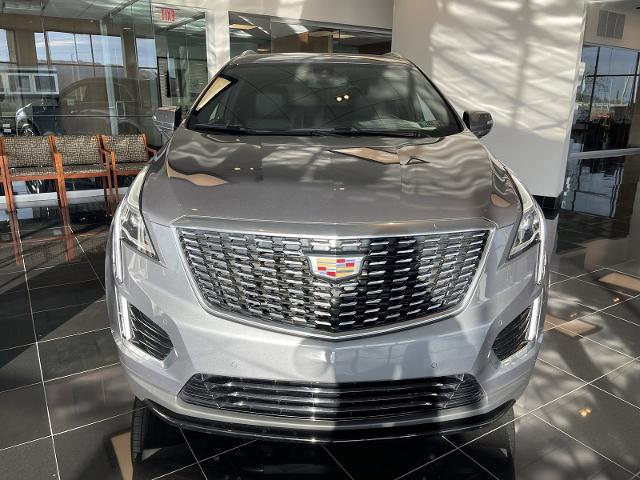 new 2022 Cadillac XT5 car, priced at $27,500