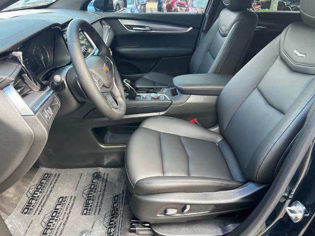 used 2025 Cadillac XT5 car, priced at $44,315