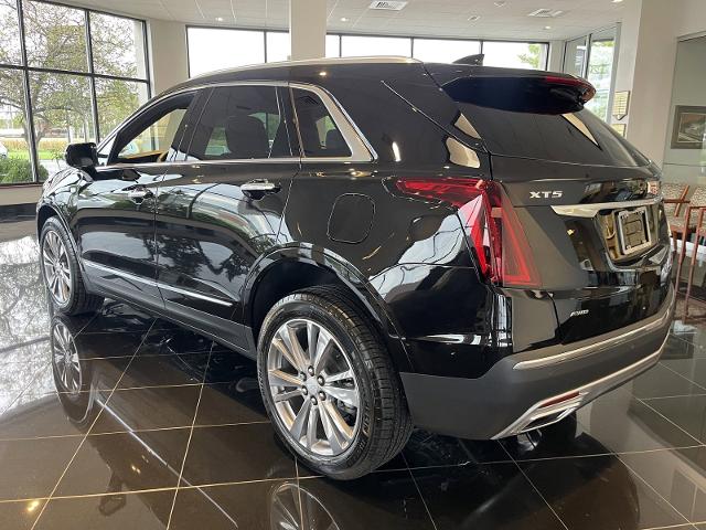 used 2025 Cadillac XT5 car, priced at $52,615