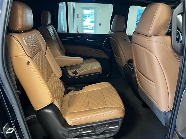 new 2022 Cadillac Escalade ESV car