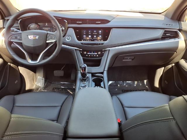 used 2025 Cadillac XT6 car, priced at $49,514