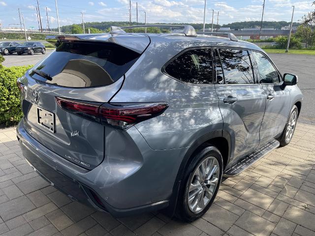 new 2024 Toyota Highlander car, priced at $47,999