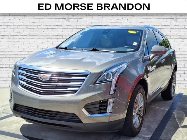 new 2018 Cadillac XT5 car