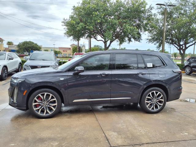 used 2025 Cadillac XT6 car, priced at $63,415