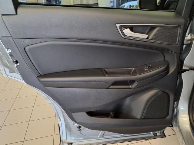 new 2022 Ford Edge car, priced at $18,798