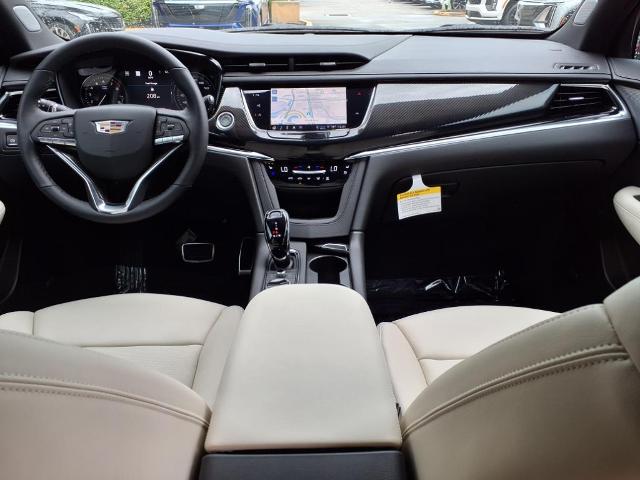 used 2025 Cadillac XT6 car, priced at $63,415