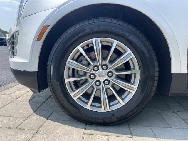 new 2017 Cadillac XT5 car, priced at $19,999
