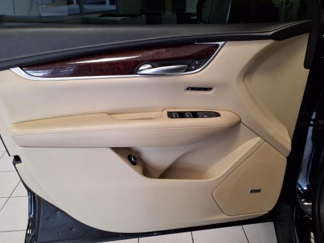 new 2018 Cadillac XT5 car, priced at $17,943